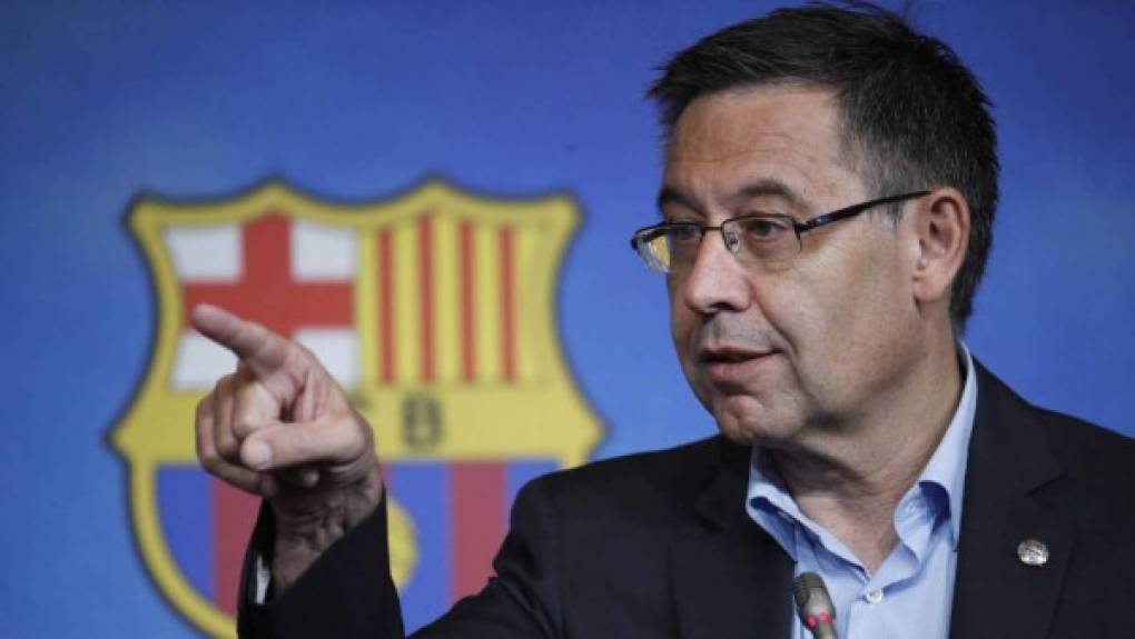 El presidente del FC Barcelona, Josep María Bartomeu, ha dado una lista de intransferibles en la que solo se encuentran siete jugadores del primer equipo. '¿Quien hay intransferible? Leo Messi. Él lo sabe. Es el mejor jugador del mundo. Hablaría también de Ter Stegen, Semedo, De Jong, Lenglet, Dembélé. El mismo Griezmann', anunció.