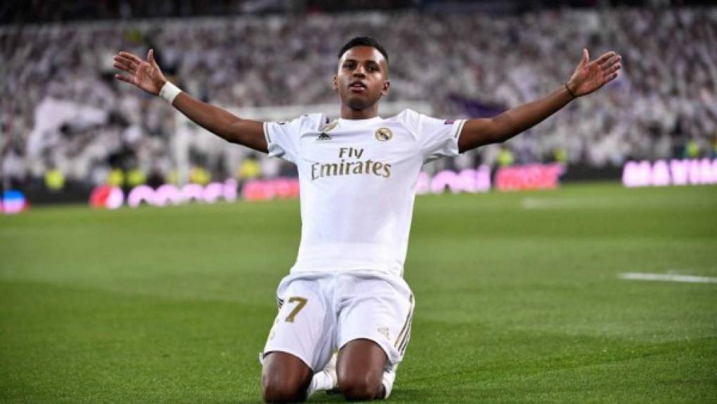 El presidente del Getafe aseguró que buscarán negociar préstamos de dos jugadores del Real Madrid, y a pesar de que no hay nada confirmado, los nombres de Rodrygo Goes y Óscar Rodríguez son los que suenan con más fuerza en estos momentos.