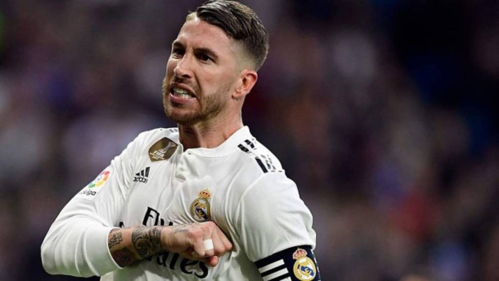 Sergio Ramos: El diario AS de España informa que Real Madrid le ofrecerá un año más de contrato a su capitán. El defensor español finaliza su contrato con los blancos hasta el 2021, pero estaría con el equipo hasta el 2022.