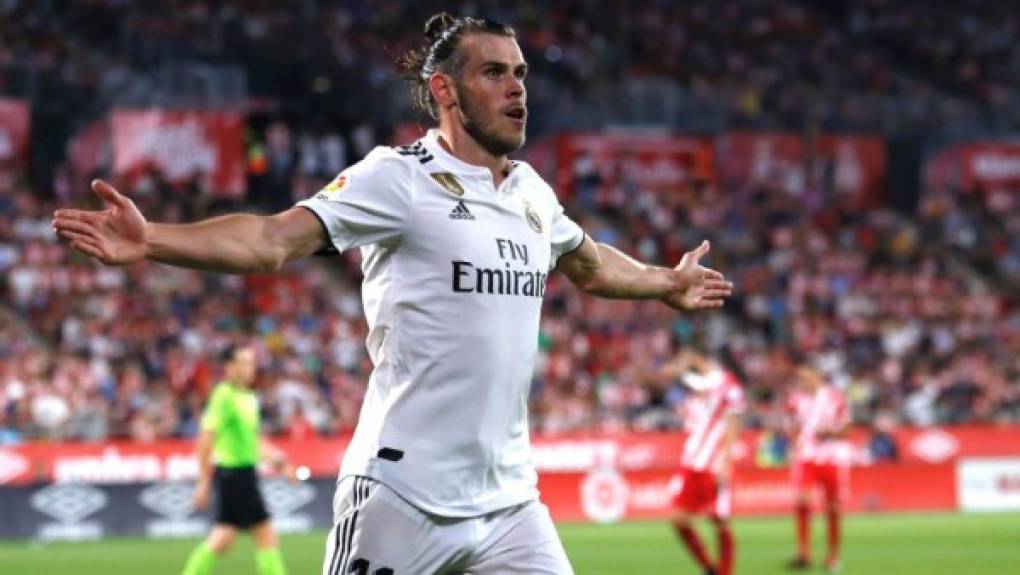 Nuevo capítulo del 'culebrón Gareth Bale'. Según el Daily Mirror, el Real Madrid quiere sacar unos 85 millones por su traspaso, el Manchester United es el equipo más interesado, pero en principio solo lo contemplan en calidad de cedido. El interés de los blancos por Paul Pogba puede ser determinante.