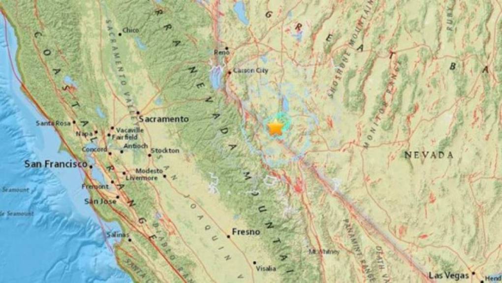 Un enjambre de sismos, los mayores de los cuales alcanzaron una magnitud de 5,7 en la escala de Richter, sacudió hoy el estado de Nevada, en el oeste de Estados Unidos, informó hoy el Servicio Geológico estadounidense (USGS).