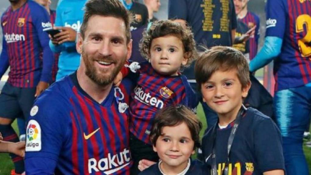 Los hijos de Messi son: Thiago, Ciro y Mateo.