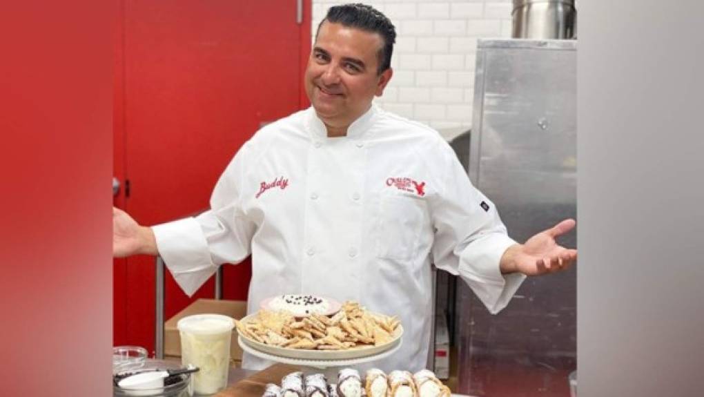 Buddy Valastro es uno de los pasteleros más conocidos y admirados en el mundo. Sin embargo, no deja de cometer errores como cualquier ser humano. En un momento de su vida, Valastro cometió una infracción de la cual aún se arrepiente y por el que pidió perdón a sus fans. <br/>