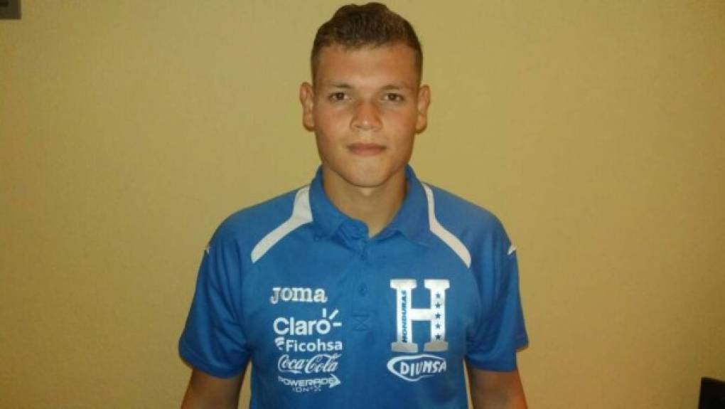 Javier Delgado es el portero titular de Honduras y pertenece al Honduras Progreso.