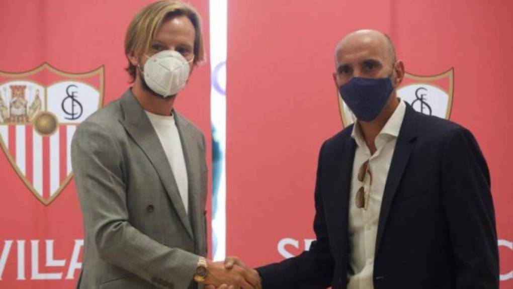 Cabe señalar que el croata Rakitic ya se fue del Barcelona ya que decidió volver al Sevilla. El mediocampista no entró en los planes de Koeman.