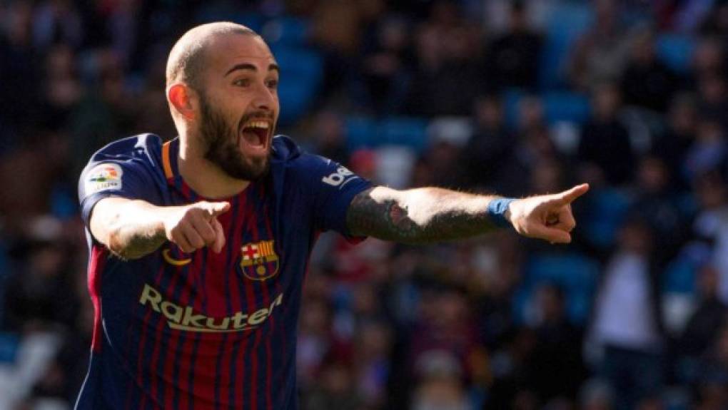 Aleix Vidal: Futbolista español de 28 años de edad que no entra en los planes de Ernesto Valverde. Se desempeña como lateral o volante .