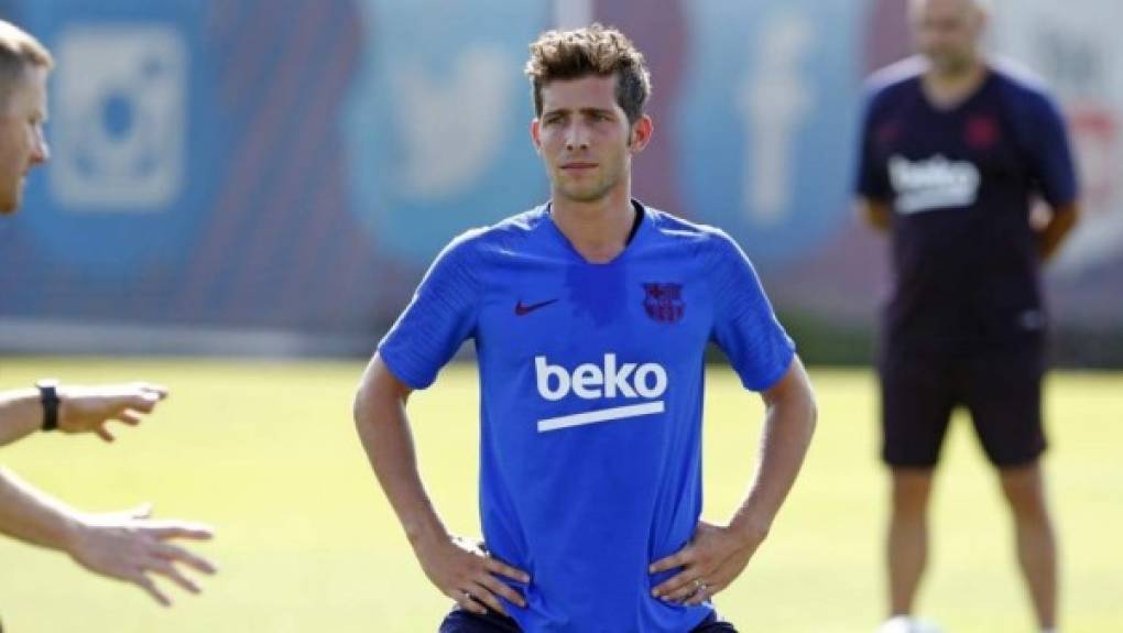 Sergi Roberto: Es el único jugador disponible para ocupar la banda derecha una vez se ha cerrado la marcha de Semedo a la Premier League.