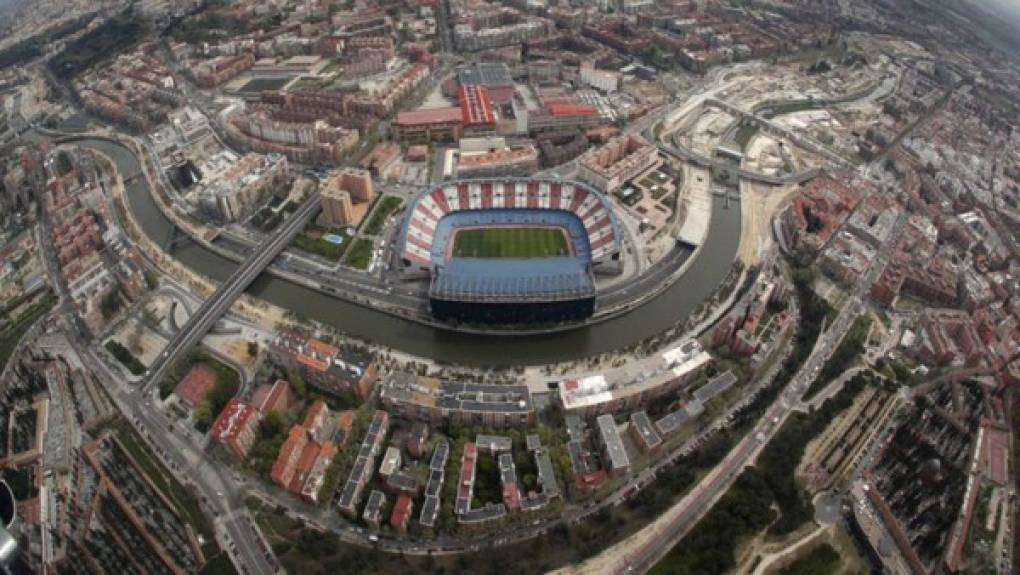 El último partido de competición oficial que disputó en este estadio, fue el Atlético–Athletic (3–1), correspondiente a la jornada 38 del Campeonato Nacional de Liga, disputado el 21 de mayo de 2017.