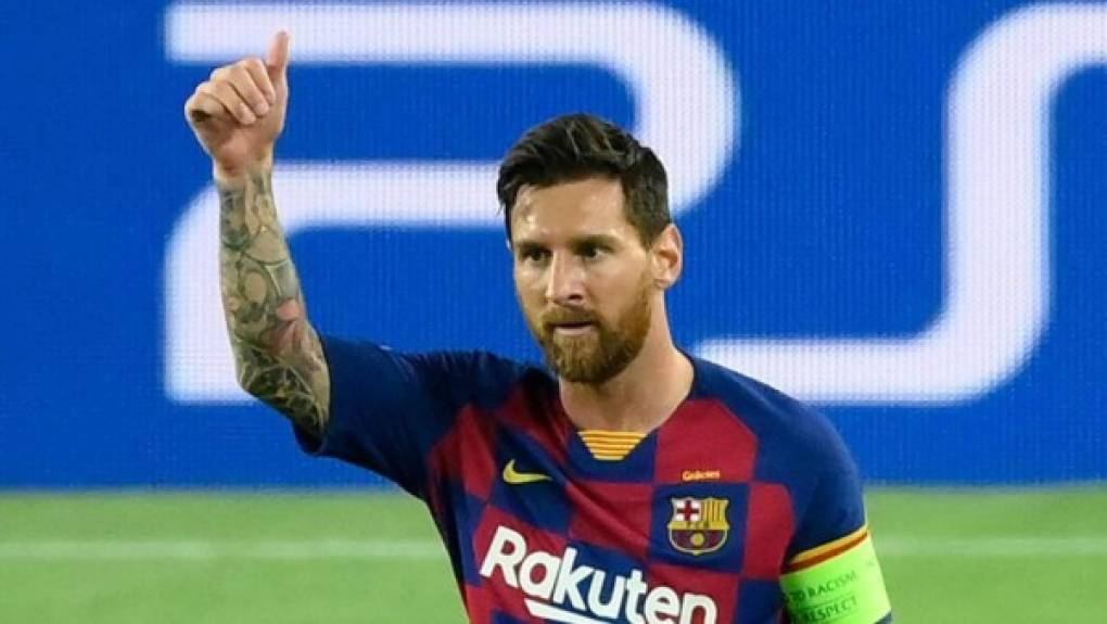 Lionel Messi: Finalmente el argentino se quedó en el Barcelona y comandará la zona ofensiva del club catalán.