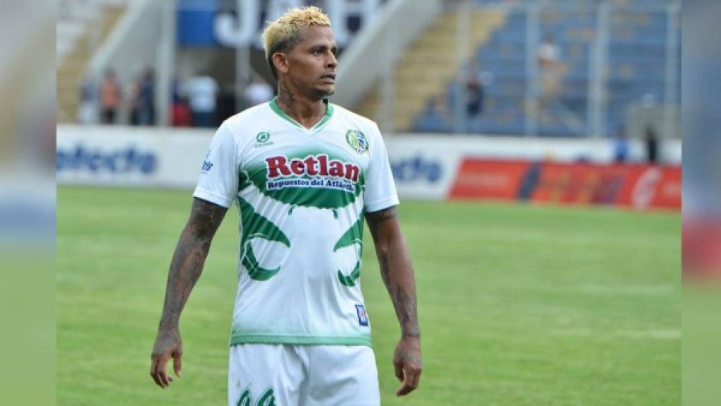 Wilfredo Barahona: El experimentado lateral finalizó su contrato con Juticalpa y al parecer no se le renovará tras el descenso del club canechero.