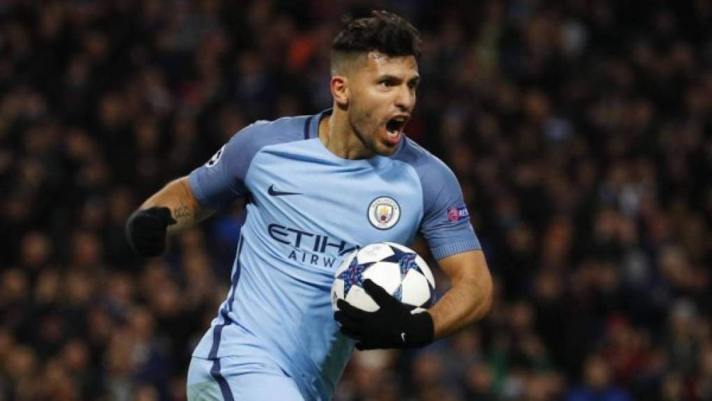 Sergio Leonel Agüero: El Manchester City ha bajado el precio del delantero argentino para poder transferirlo sin problemas cuando finalice la temporada. Según reporta el diario Manchester Evening News, quien esté interesado en contratar al Kun deberá poner 57 millones de euros, una cifra bastante más baja de la que se mencionaba hasta hace unas semanas.