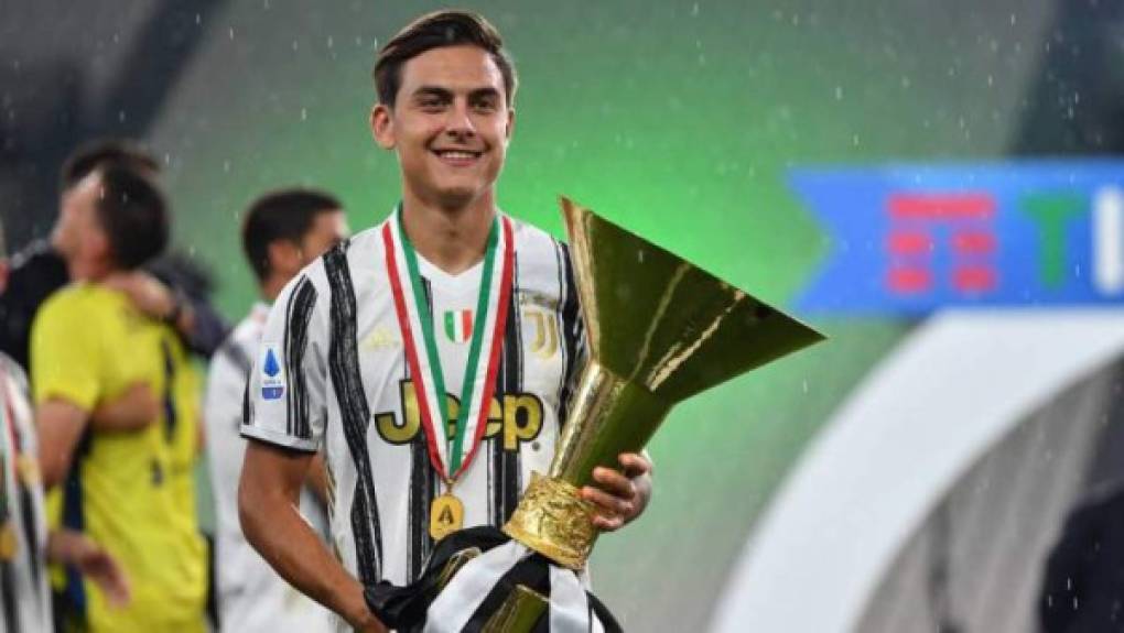 Paulo Dybala: El delantero argentino estaría indeciso con su futuro y se plantearía dos opciones: o se queda en la Juventus o se va libre en 2022.