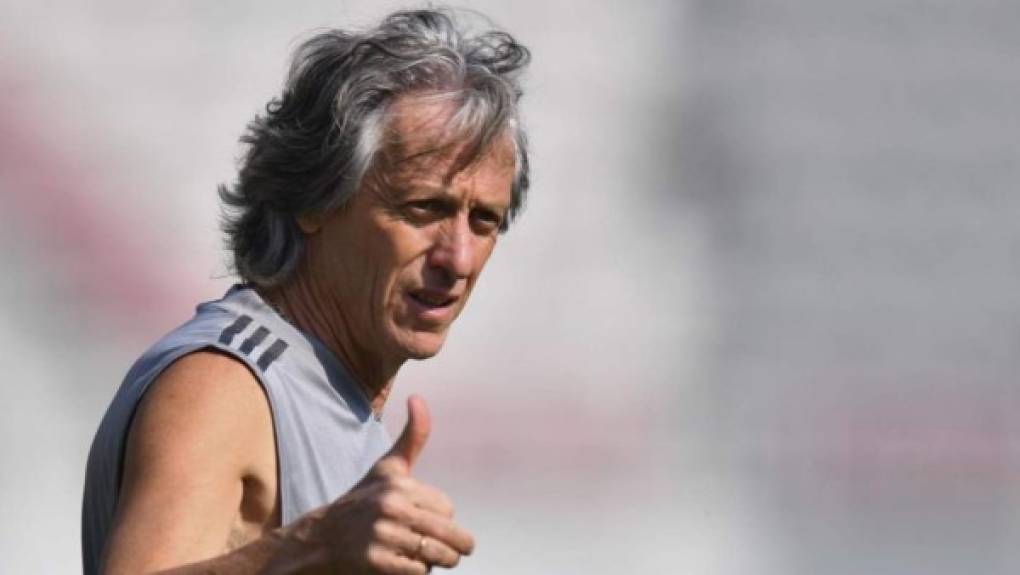 Jorge Jesus: El entrenador que llevó al Flamengo el pasado año a la conquista de Brasileirao y Copa Libertadores, ya firmó el nuevo contrato que le vincula a la institución carioca hasta 2021.