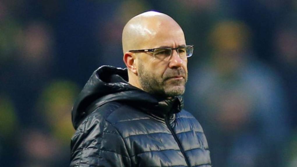 Peter Bosz ha renovado su contrato con el Bayer 04 Leverkusen hasta junio de 2022. El entrenador llegó al banquillo del club alemán en diciembre de 2018.