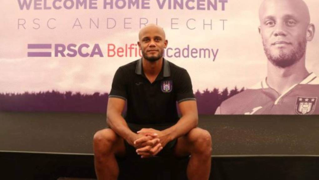 El defensor internacional belga Vincent Kompany (34 años) puso fin a su carrera de jugador para convertirse en nuevo entrenador del Anderlecht en sustitución de Franky Vercauteren.