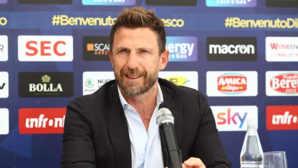 El técnico Eusebio Di Francesco, ex entre otros equipos de la Roma, a la que llevó a semifinales de la Champions, ha sido presentado con el Hellas Verona. El preparador de Pescara firma por dos temporadas con el club veronés. El entrenador ha afirmado en su presentación que quiere un equipo con coraje.<br/><br/>Foto Página oficial Hellas Verona