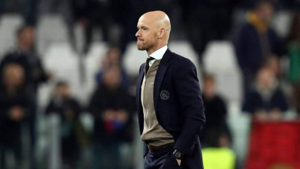 El Ajax no deja salir al entrenador Ten Hag esta temporada. Según Sky Italia, la Roma ha intentado fichar al entrenador, pero ha recibido una negativa por respuesta del club holandés.