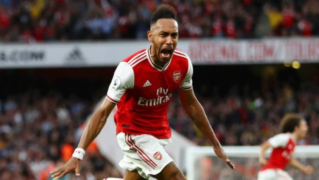 Pierre-Emerick Aubameyang (30 años) - El delantero gabonés, ex compañero de Ousmane Dembélé en el Borussia Dortmund y actualmente en el Arsenal, es una opción que podría salirle al Barcelona. El club azulgrana valora las cualidades del delantero francés, aunque la edad sería una traba.