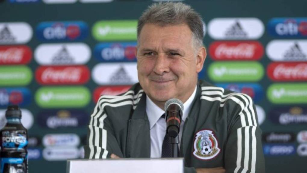 Por su parte, Gerardo 'Tata' Martínez, seleccionador de México, dio el visto bueno para el amistoso. “Honduras es una de las selecciones más importantes de la zona donde nosotros jugamos las eliminatorias, la Copa Oro, última finalista del Preolímpico habiendo eliminado a Estados Unidos con jugadores importantes“. <br/><br/>Asegura que ya conoce a algunos jugadores catrachos. “Yo conozco más en profundidad por haber competido contra ellos, a los muchachos que han estado en la MLS o que todavía siguen estando en la MLS. Creo que es impotante“ el amistoso, dijo el argentino.