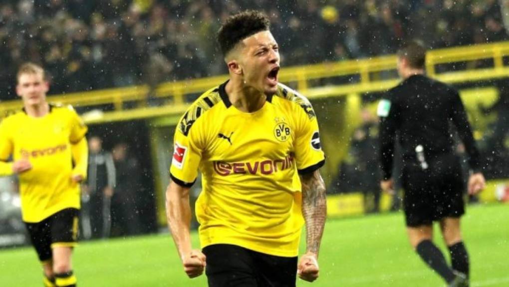 Jadon Sancho: Según medios alemanes, el talentoso jugador inglés podría llegar al Manchester United luego de sus buenas actuaciones con el Dortmund de Alemania.