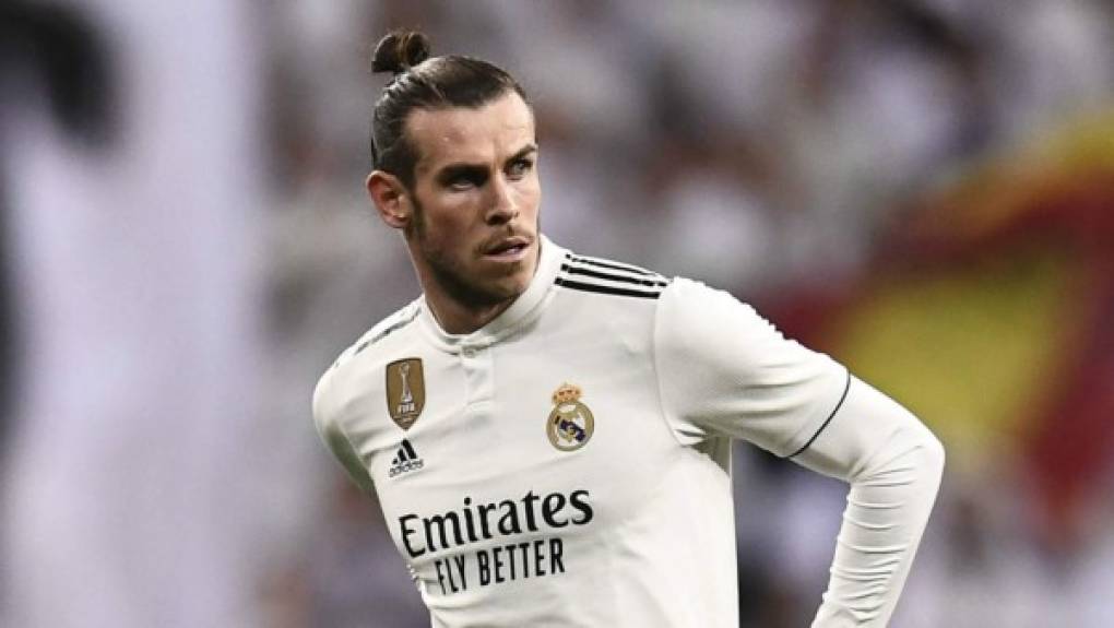 Jonathan Barnett, el agente de Gareth Bale, ha querido salir del paso y desmentir el rumor que posicionaba al futbolista en la órbita del Bayern Múnich. El representante del británico habló con ESPN sobre el futuro del aún jugador del Real Madrid: “El Bayern de Múnich no hizo un acercamiento para firmar a Gareth Bale a préstamo del Real Madrid”. 'Bale estará tanto como quiera el Madrid', agregó.