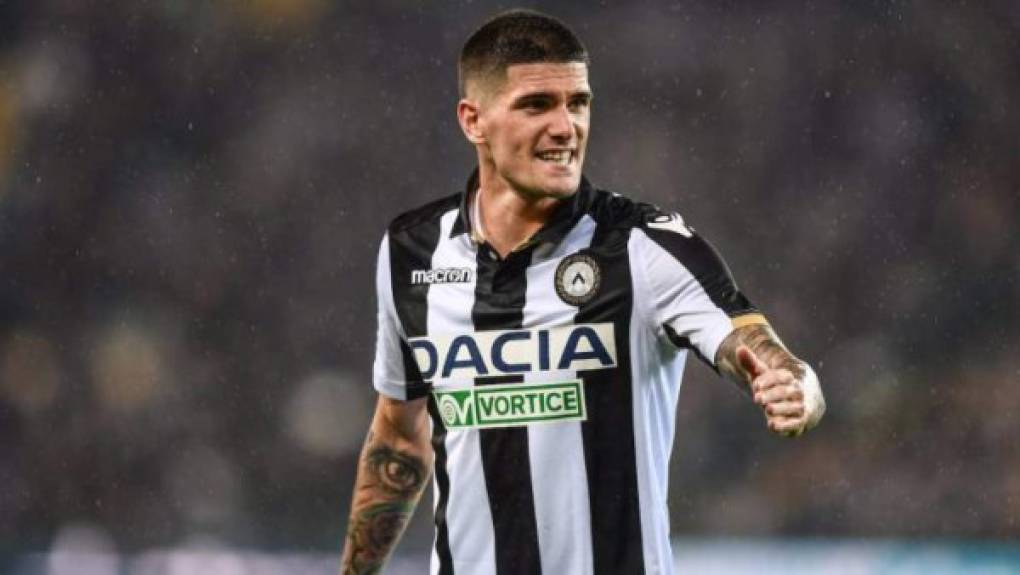 Rodrigo De Paul: El mediocampista argentino está a un paso de convertirse en nuevo jugador del Leeds United de la Premier League de Inglaterra. El volante ha destacado en el Udinese de Italia y llegará al cuadro inglés a petición de Marcelo Bielsa.<br/>