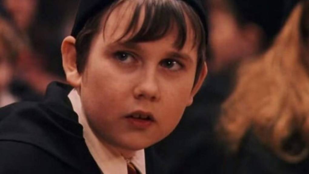 //Bono// Harry Potter ► Matthew Lewis quien interpretó a Neville Longbottom en ”Harry Potter' ha cambiado bastante su aspecto físico.