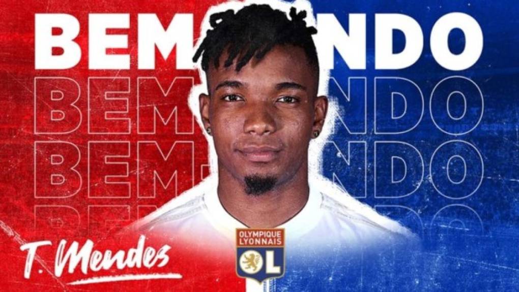El Olympique de Lyon ha anunciado el fichaje del centrocampista Thiago Mendes. Es brasileño, tiene 27 años y llega procedente del Lille para reemplazar a Tanguy NDombele, quien fue fichado por el Tottenham.