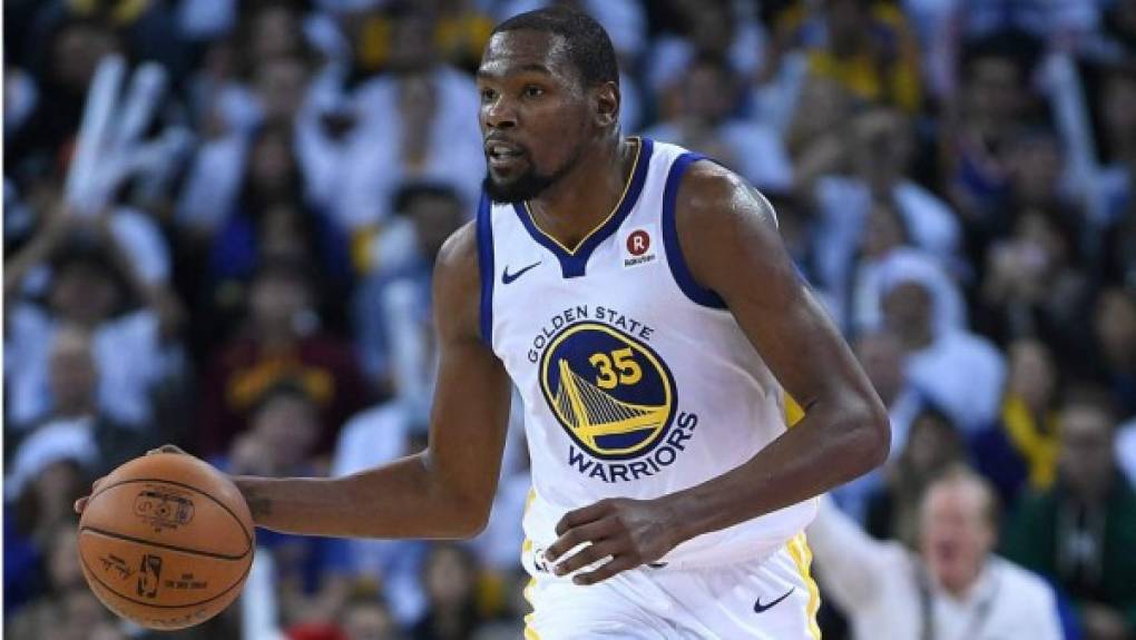 10. Kevin Durant: el alero de los Golden State Warriors es el décimo deportista mejor pagado con 65.4 millones de dólares.