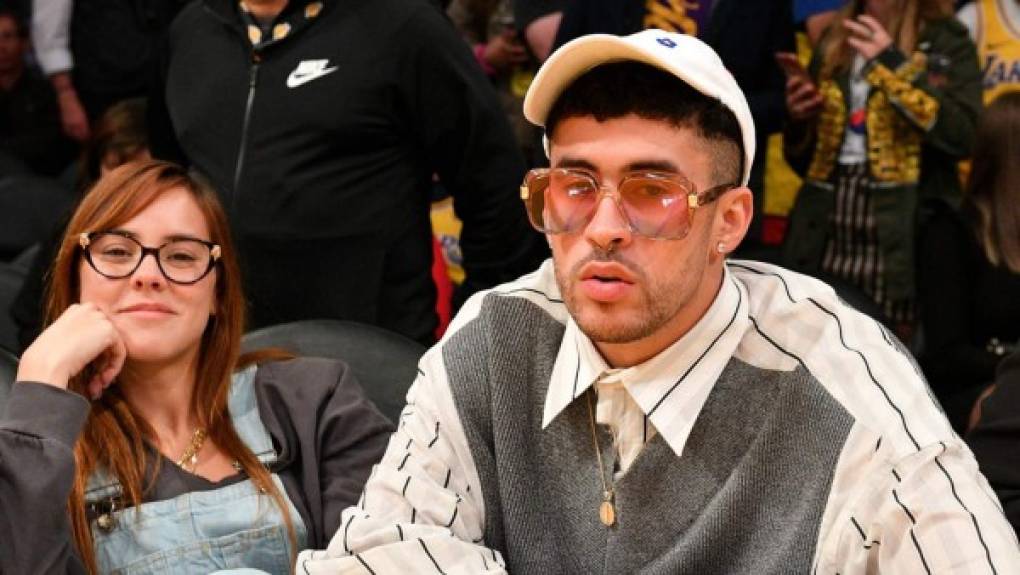 Bad Bunny y su novia Gabriela son tendencia en Twitter, ya que en esta red social empezó a correr el rumor de una supuesta infidelidad por parte de Gabriela.