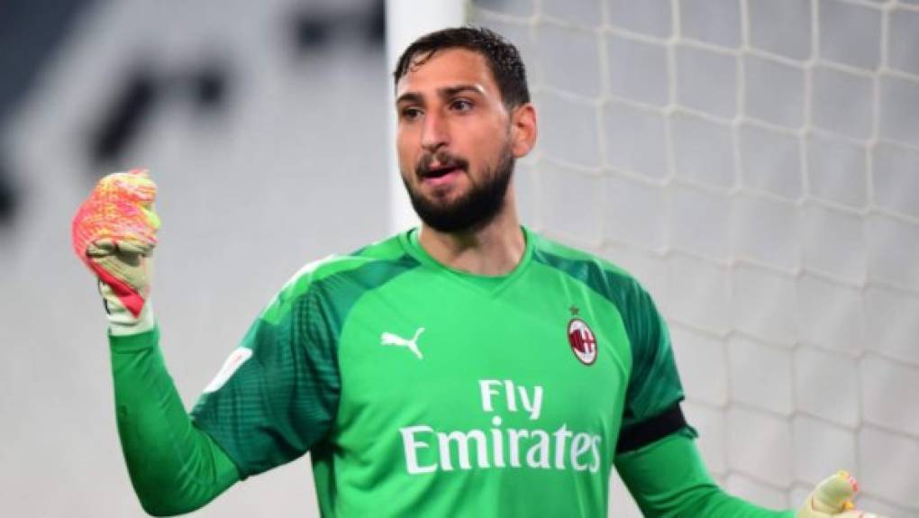 Gianluigi Donnarumma: El portero finaliza su contrato con el Milan, se menciona que clubes como el PSG y Chelsea lo pretenden.