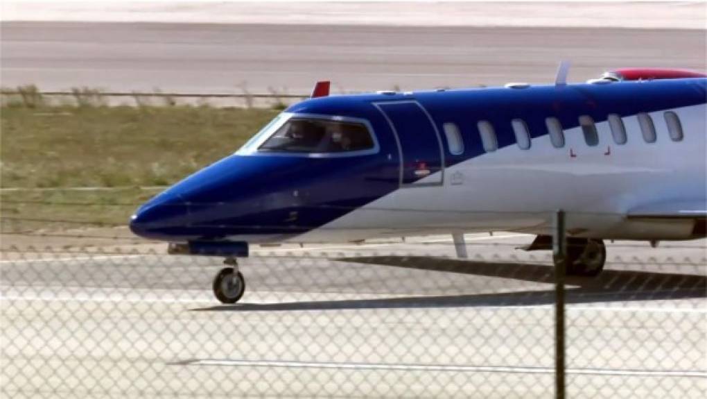 Así es el exclusivo avión en el que viajó Cristiano Ronaldo rumbo a Turín.