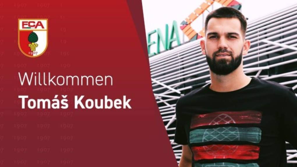El Augsburgo ha hecho oficial el fichaje del portero Tomas Koubek, que llega procedente del Stade Rennes. El meta ha firmado con el club alemán hasta el 30 de junio de 2024.