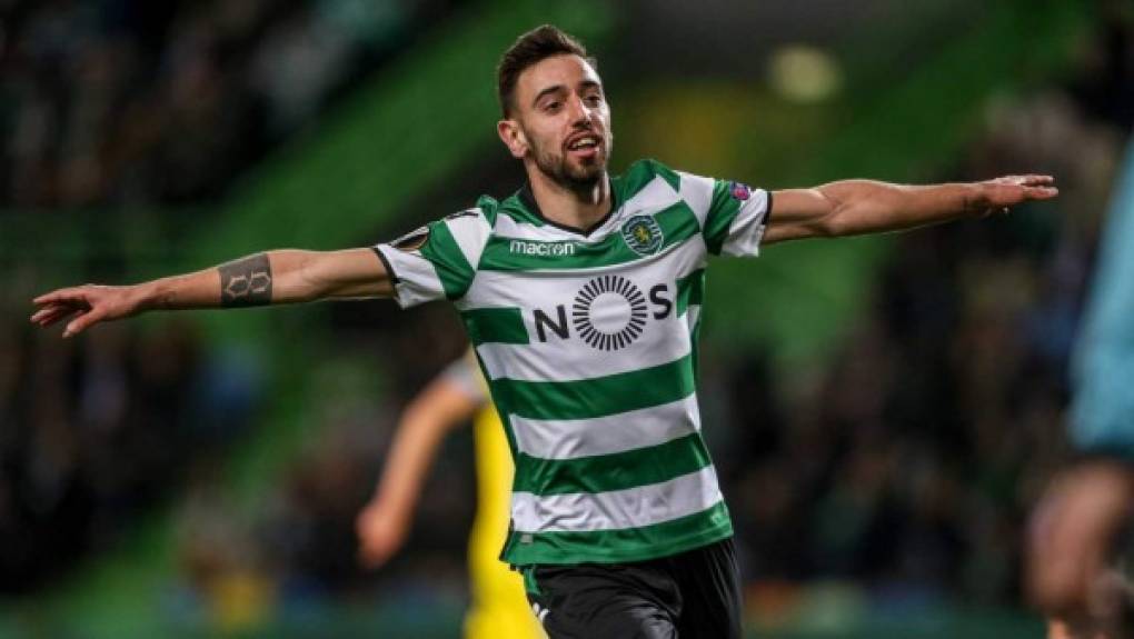 El Manchester United está cerca de fichar al centrocampista portugués Bruno Fernandes. Según A Bola, el acuerdo con el Sporting de Portugal se podria cerrar en unos 70 millones de euros. El futbolista tiene 24 años y está clasificado a la final de La Liga de Naciones con Portugal.