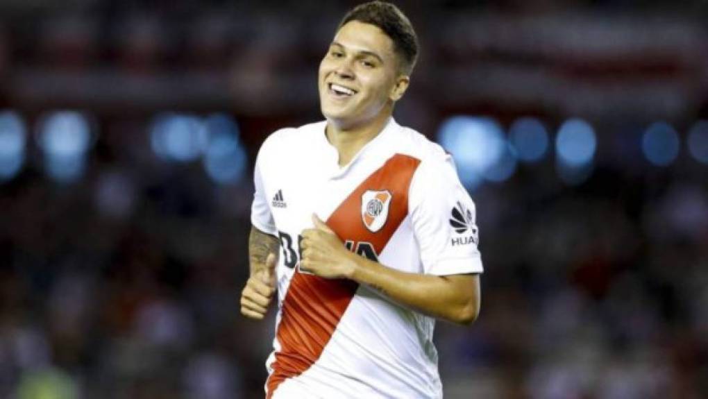 El Ajax estaría interesado en el jugador de River,Juan Fernando Quintero pero su claúsula es de 22 millones de euros. El equipo holandes está dispuesto a ofrecer 15.