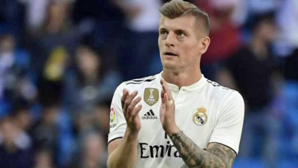 Toni Kroos: El alemán regresa al 11 titular luego de haberse ausentado por lesión. Estará en el centro del campo.