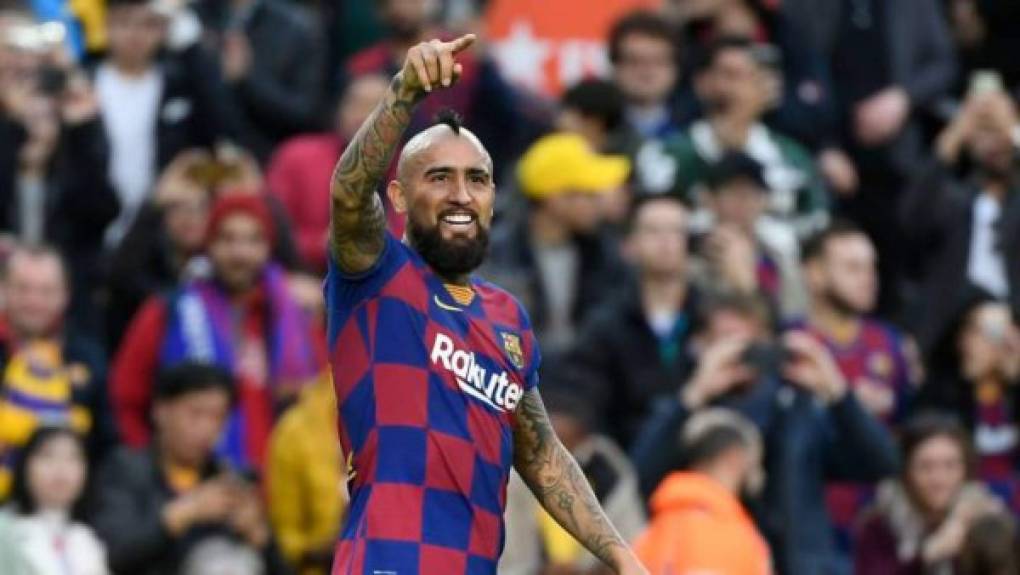 La llegada de Arturo Vidal al Inter de Milán está casi cerrada, pero seis millones son los que separan al chileno del equipo italiano. El jugador tiene contrato hasta 2021 y quiere que el Barça le pague los seis millones correspondientes a los 10 meses que aún tiene en vigor. <br/>