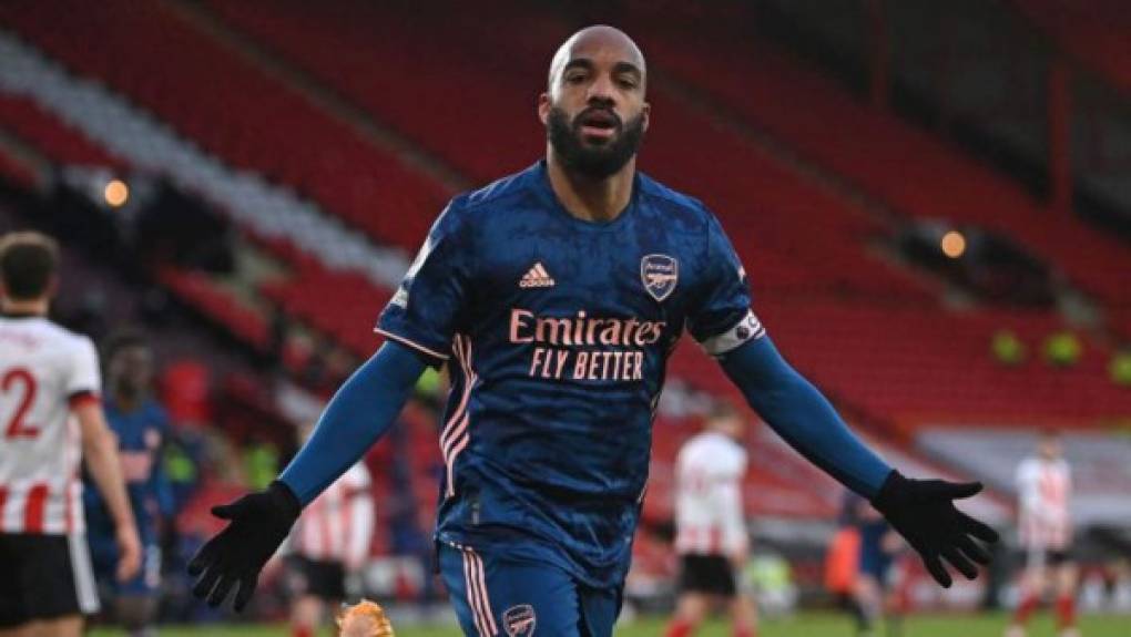 El Arsenal quiere deshacerse de Alexandre Lacazette para dar cabida a un nuevo delantero la próxima campaña, según explica el diario Mirror. Foto AFP.