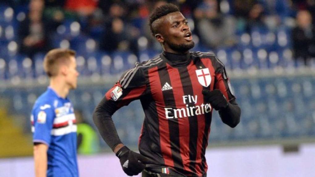 Según L'Équipe, el conjunto turco Fenerbahçe está interesado en hacerse con los servicios del extremo de 22 años, M'Baye Niang, actualmente en el AC Milan. La oferta sería de 7 millones de euros que llegarían a 16 según los objetivos.