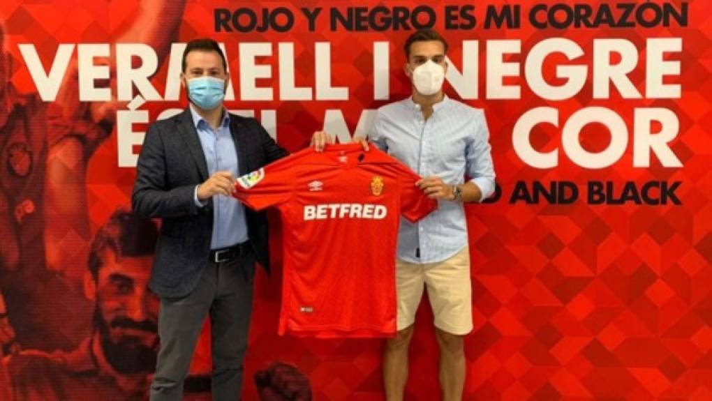 El Mallorca ha confirmado el fichaje del lateral izquierdo Brian Oliván, exfutbolista del Cádiz, que ha firmado un contrato que le vinculará al club balear las próximas dos temporadas.