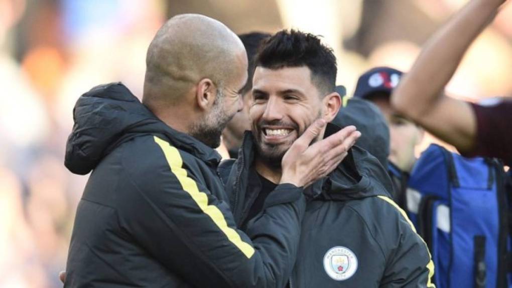 Pep Guardiola se ha referido al futuro del Kun Agüero, jugador con el que ha contactado el Atlético de Madrid. 'No creo que vaya a pasar. Sergio va a quedarse aquí, lo he dicho muchas veces', ha asegurado el entrenador del Manchester City.