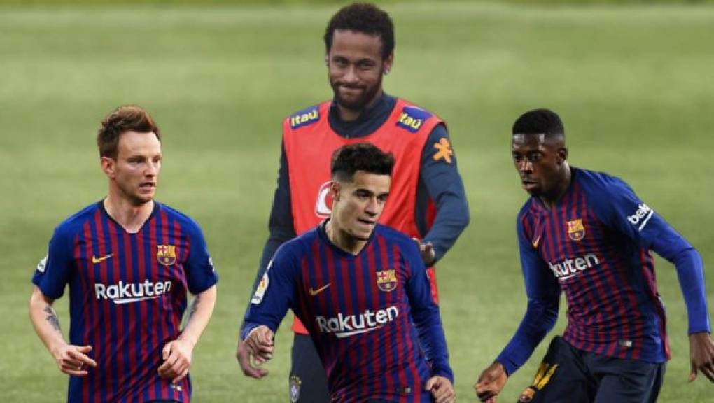 Barcelona: Bombazo. Según informa Mundo Deportivo, en el club catalán planean fichar a Neymar y le estarán ofreciendo al PSG tres futbolistas, estos son Rakitic, Coutinho y Dembélé. En el cuadro blaugrana quieren de regresar al delantero brasileño y están dispuestos a deshacerse de los tres jugadores mencionados.