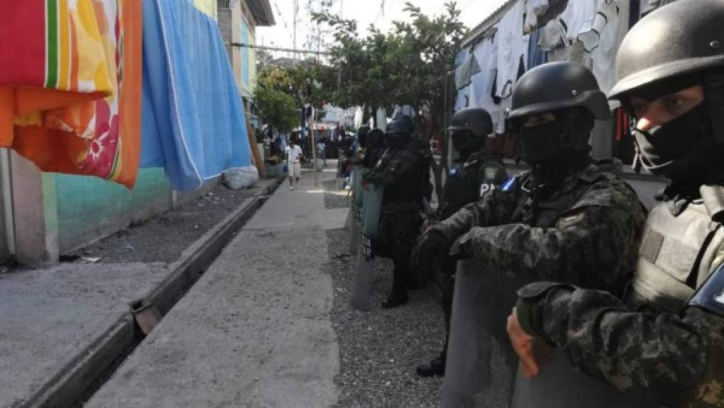 Las autoridades trasladaron 79 pandilleros desde Támara, en Tegucigalpa, hasta La Tolva, en El Paraíso.