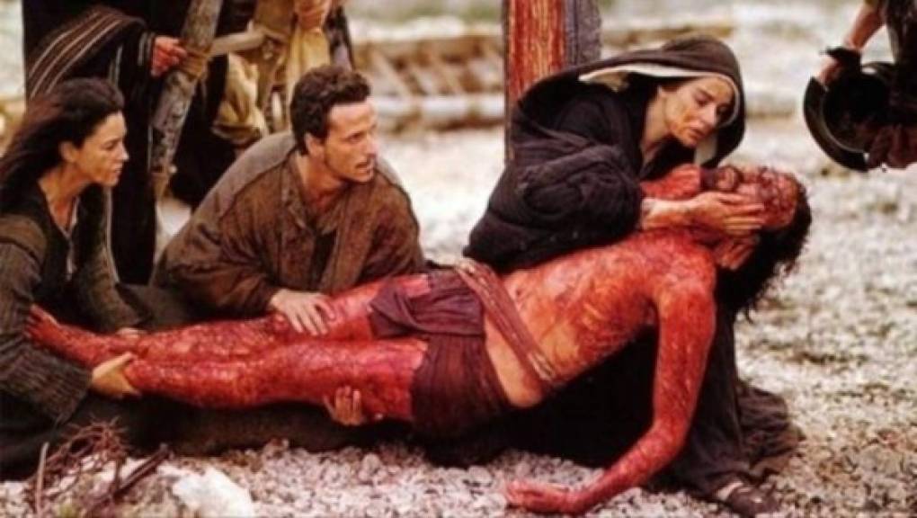 La pasión de Cristo (2004) es la película más reciente en comparación con las antes mencionadas. Fue dirigida por Mel Gibson. La cinta se rodó en latín, hebreo y arameo con subtítulos. Fue nominada a tres premios Óscar.