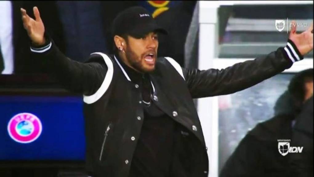 La frustración de Neymar en los últimos segundos del partido.
