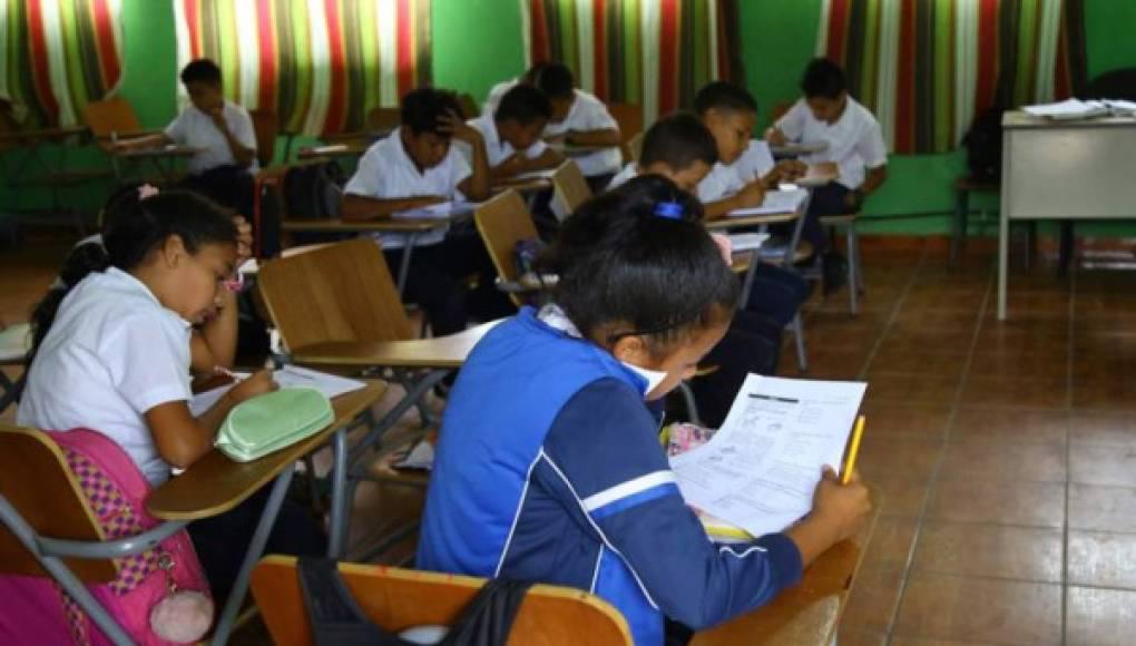 El informe también menciona que Honduras se encuentra por debajo del promedio en educación, respecto a 16 países de América Latina.