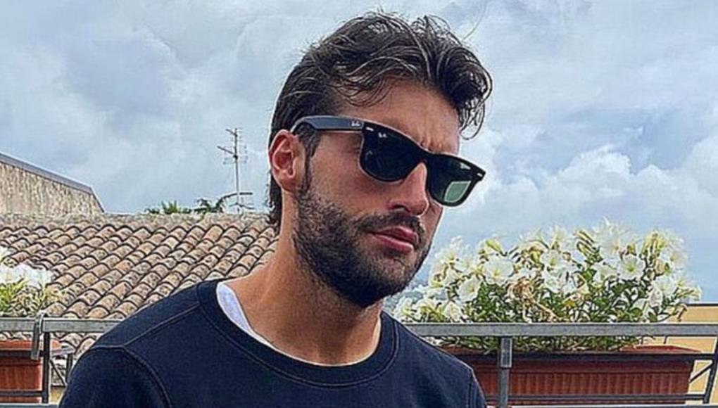  El tribunal de Bolonia (Italia) ha declarado culpable al ex futbolista por matar a su ex pareja cerca de su casa en agosto de 2022.