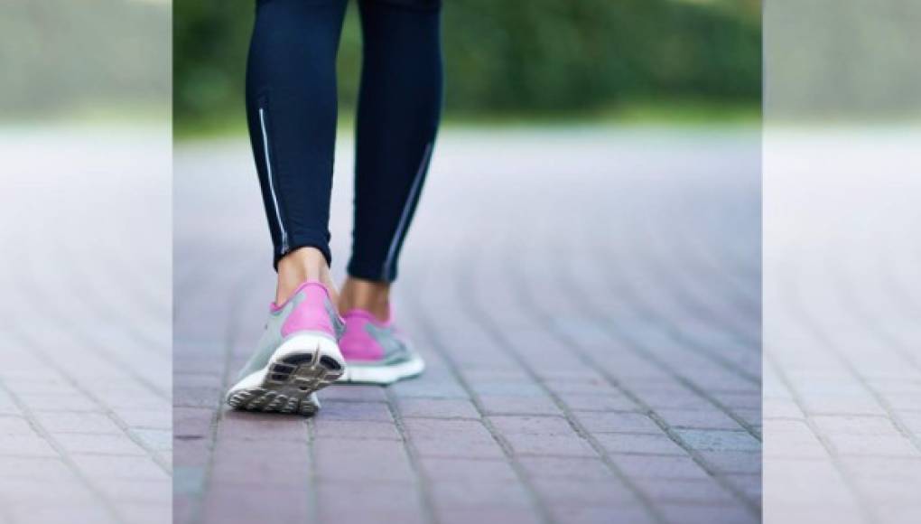 7 trucos para quemar más calorías caminando