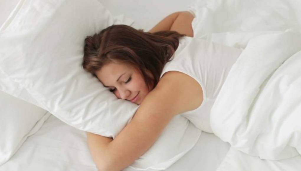 La mujeres deben dormir más que los hombres