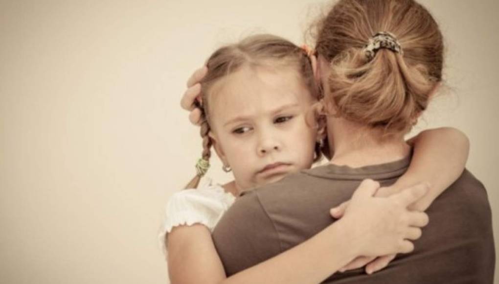 Consejos para ayudar a tu hijo a superar la muerte de un familiar